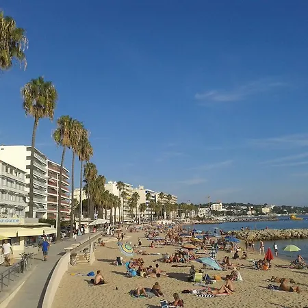 Franche Valeine Apartman *